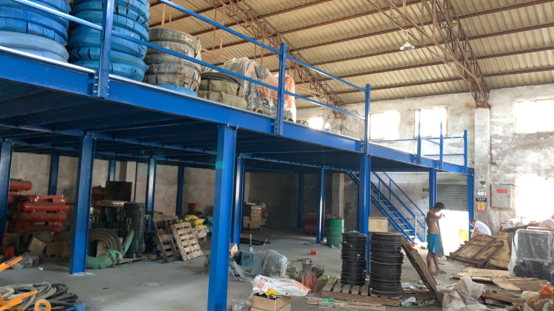 鋼結(jié)構閣樓平臺